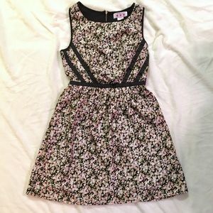 Three Pink Hearts Floral Fit & Flare Dress Size 3